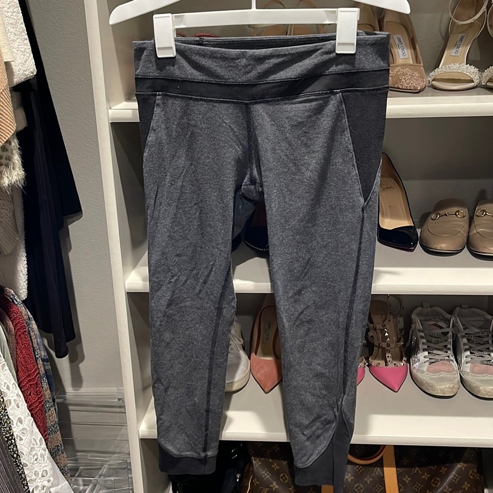 Gray cotton lululemon leggings